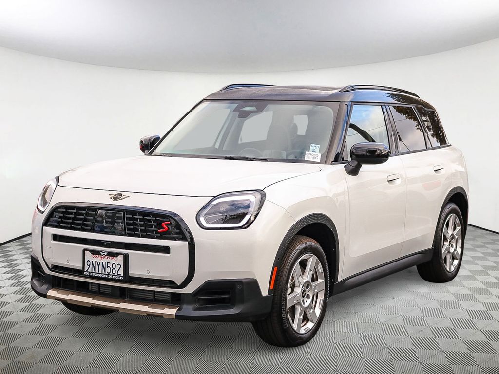 2025 Mini Cooper S ALL4 photo 2