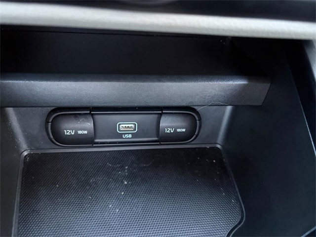 2022 Kia Soul LX photo 15