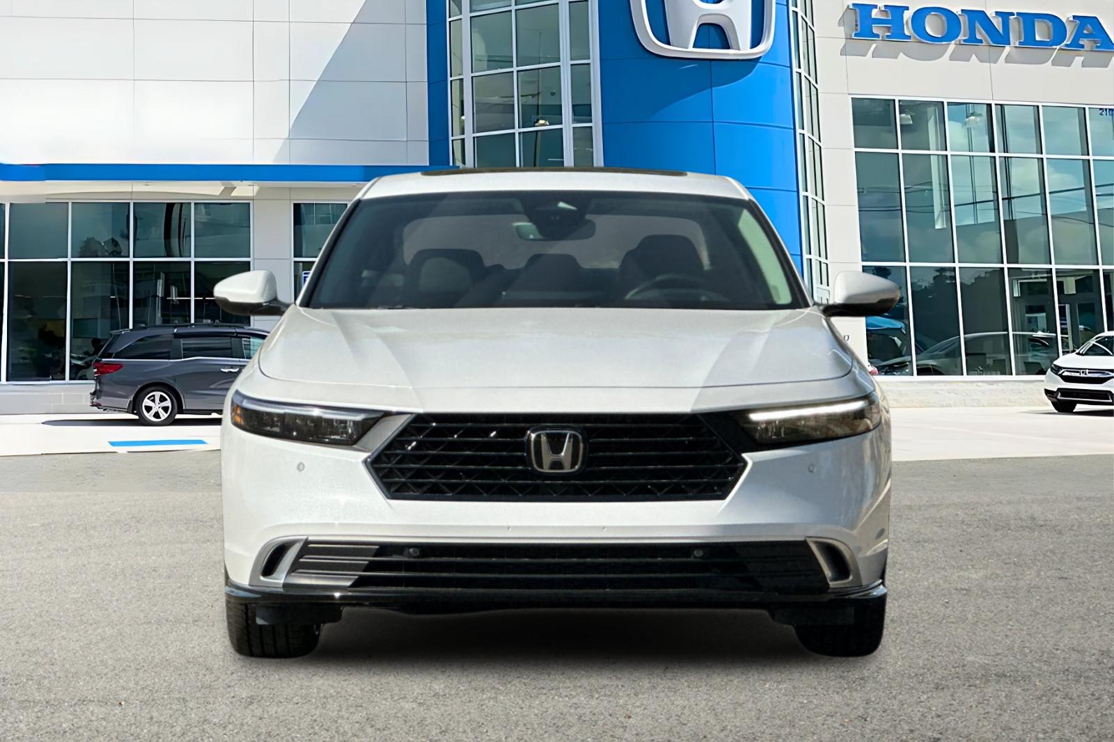2025 Honda Accord Hybrid Touring photo 8