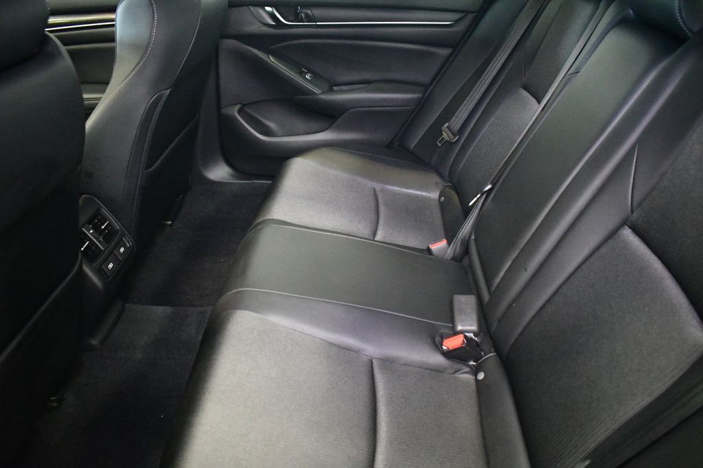 2022 Honda Accord Sport 2.0T photo 27