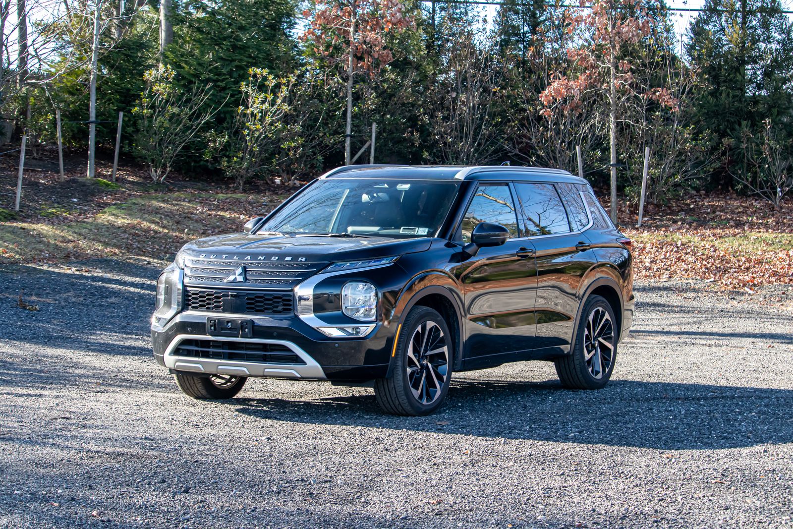 2022 Mitsubishi Outlander SEL's photo