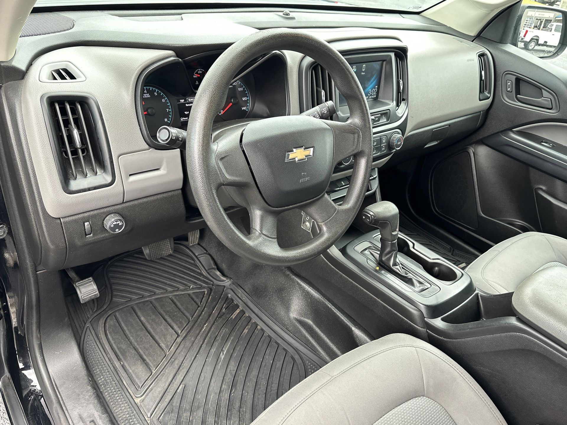 2018 Chevrolet Colorado Work Truck photo 3