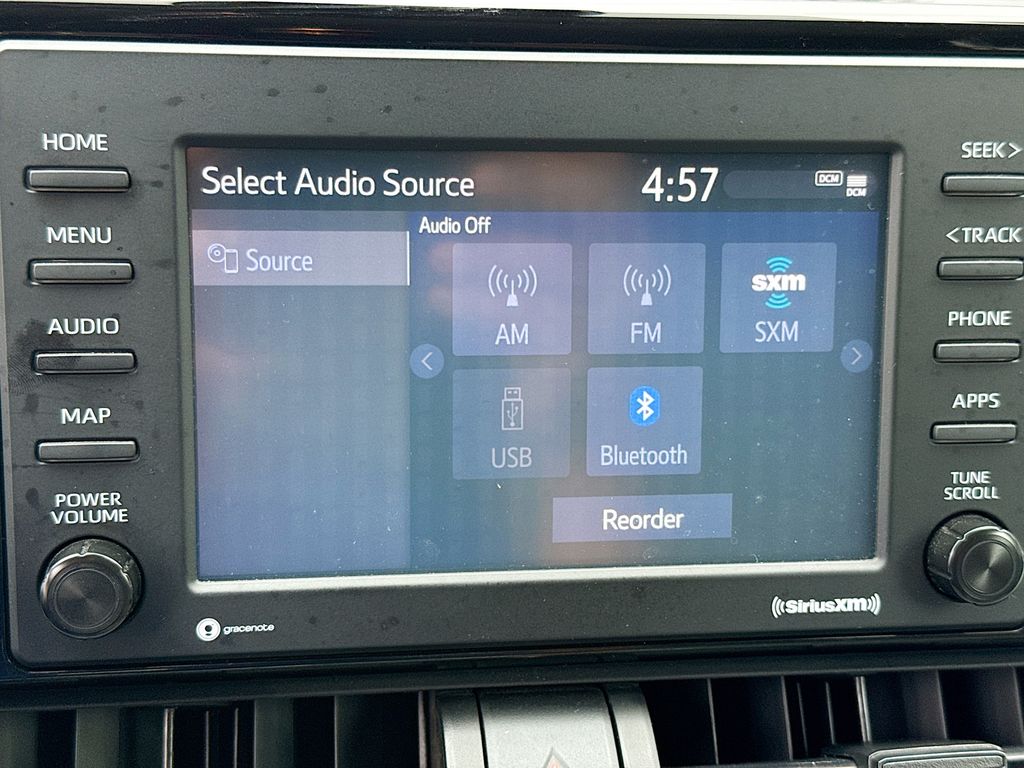 2020 Toyota RAV4 XLE photo 10