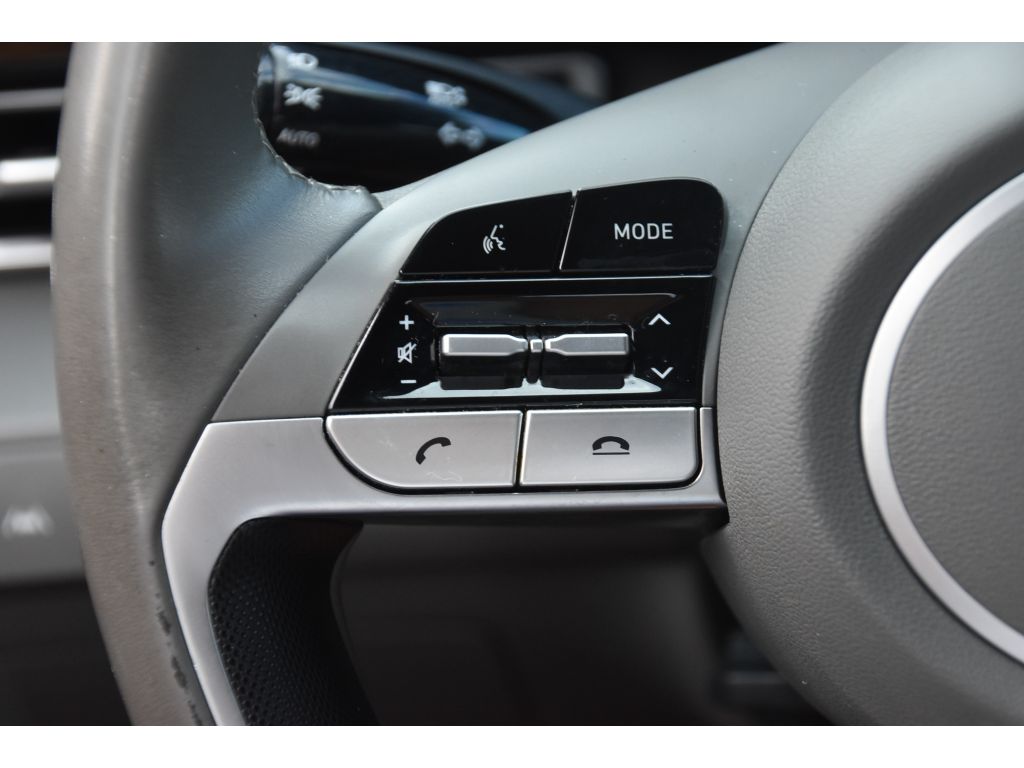2022 Hyundai Elantra SEL Convenience photo 24