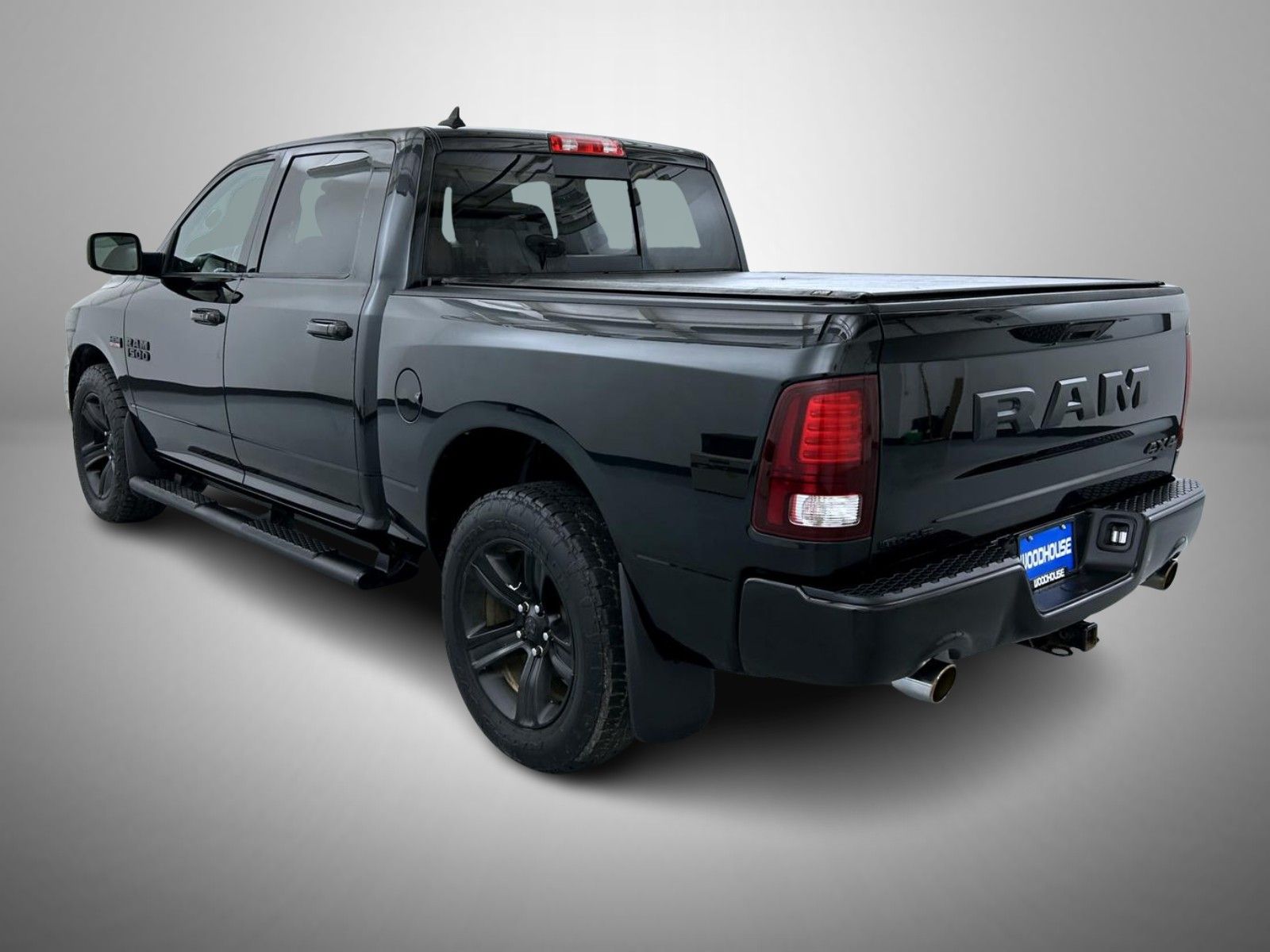 2017 Ram 1500 Sport photo 7