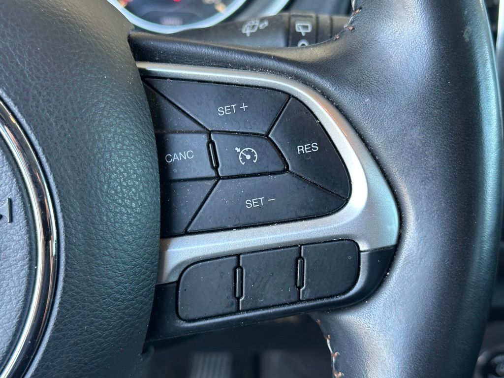 2018 Jeep Compass North Edition Latitude photo 11