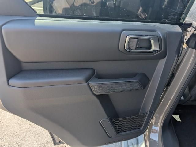 2025 Ford Bronco Outer Banks photo 56