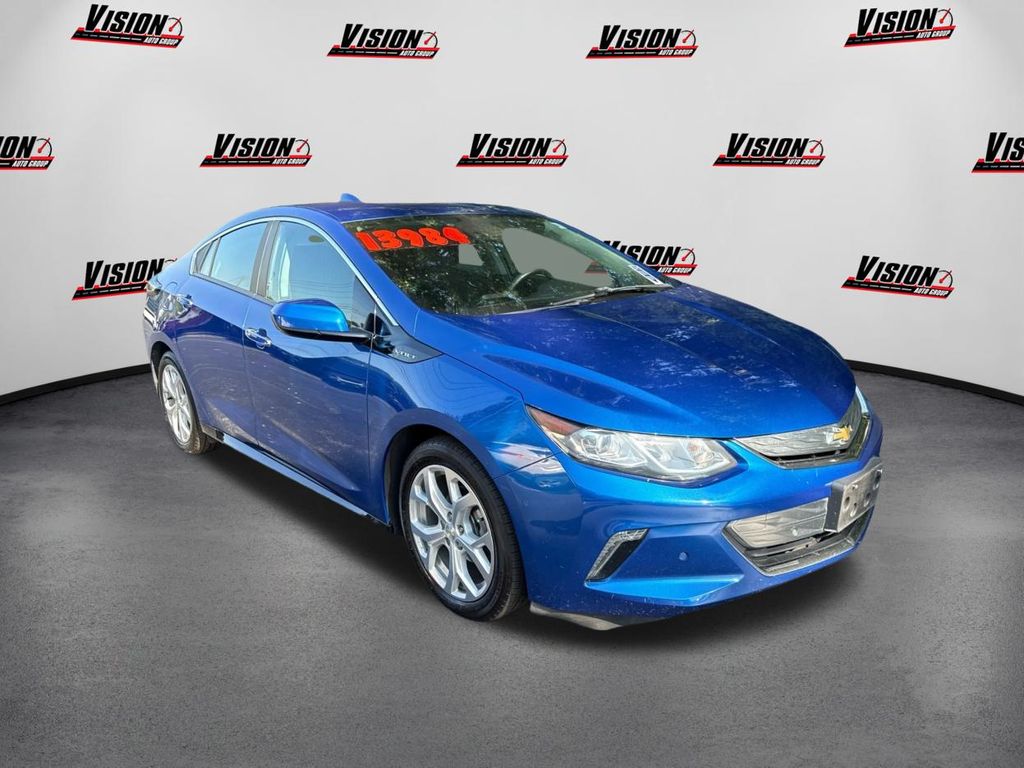 2016 Chevrolet Volt Premier photo 3