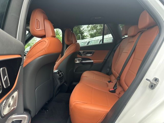 2025 Mercedes Benz GLC 350e 4MATIC photo 15