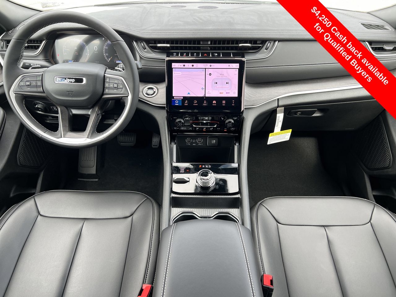 2025 Jeep Grand Cherokee Limited photo 2