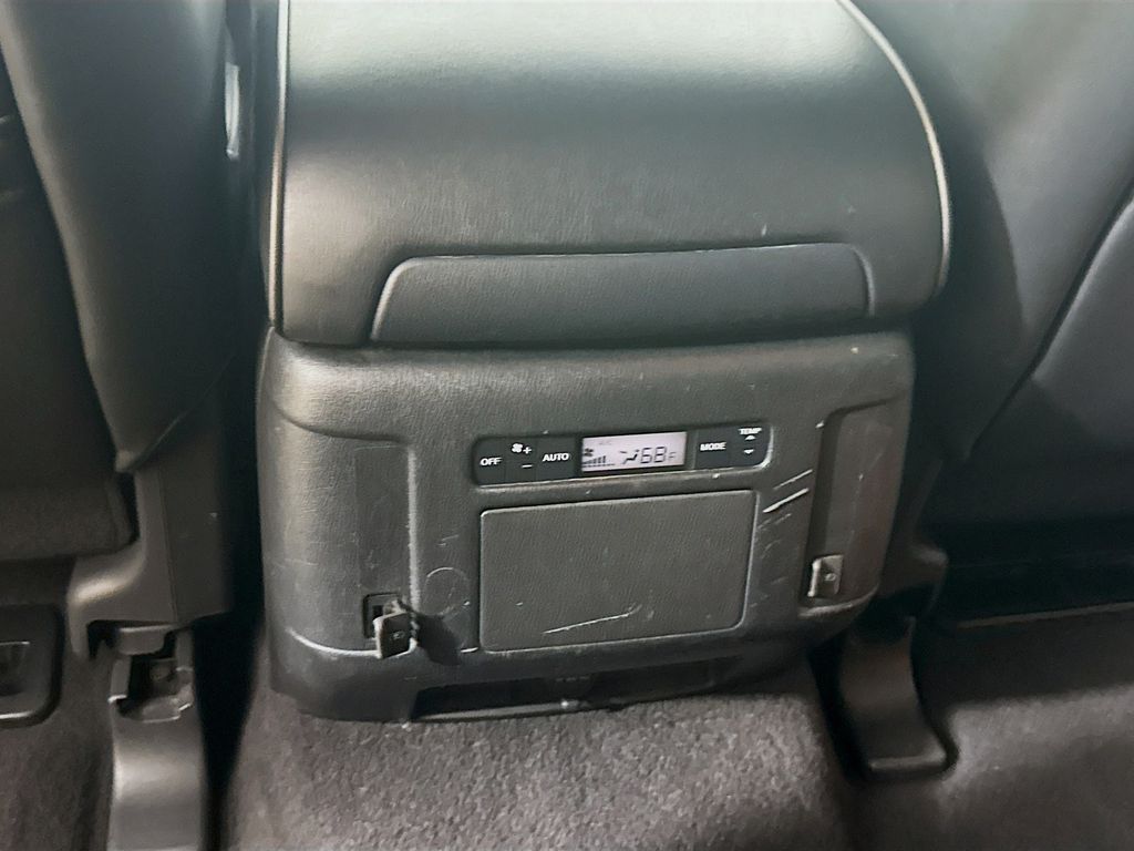 2019 Infiniti QX80 Luxe photo 28