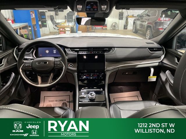 2025 Jeep Grand Cherokee Limited's photo