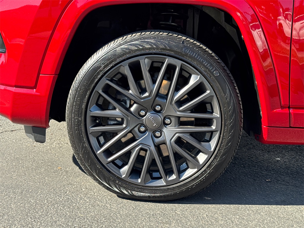 2023 Jeep Compass Red Edition photo 2