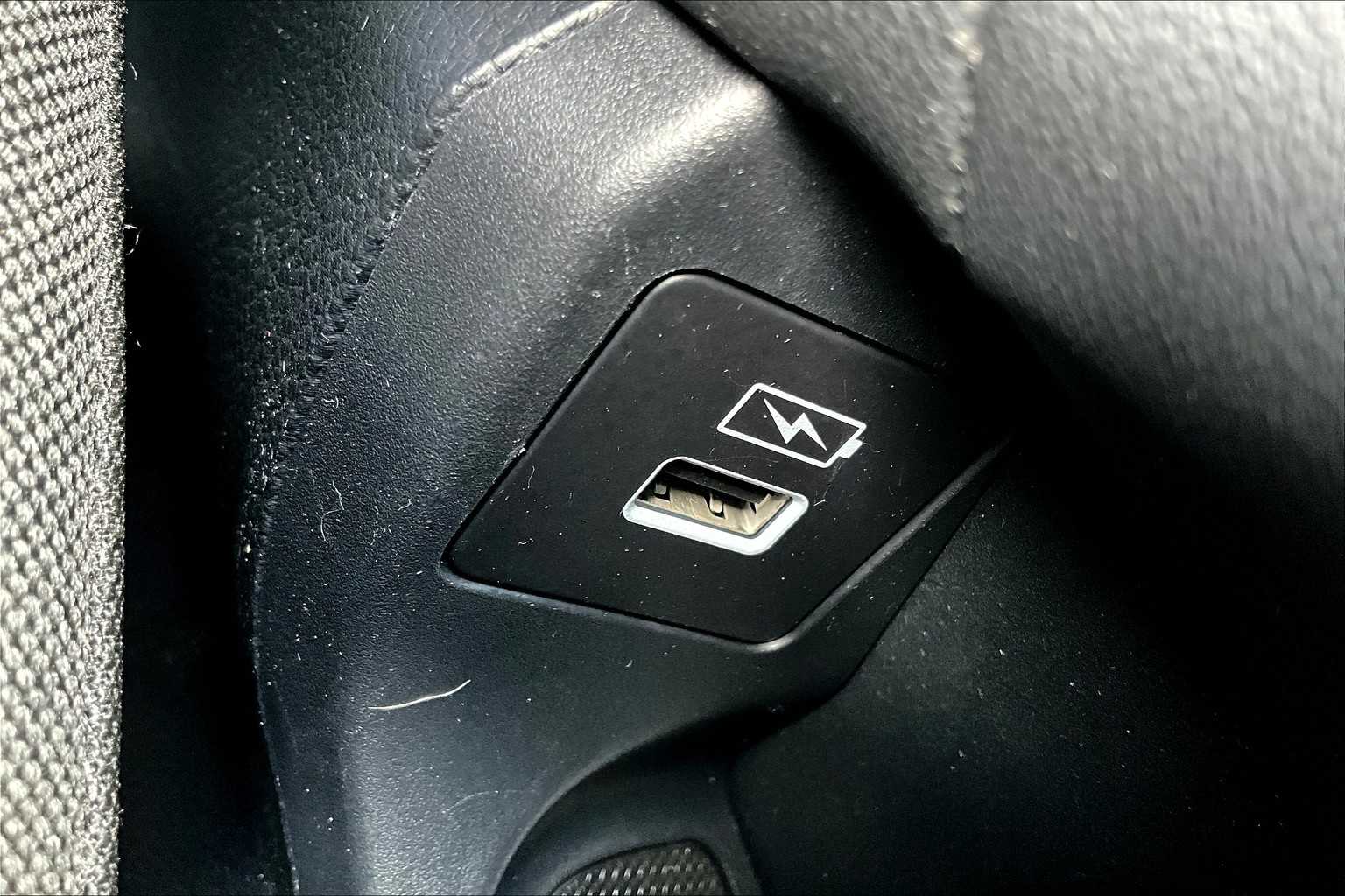2023 Honda HR-V LX photo 34