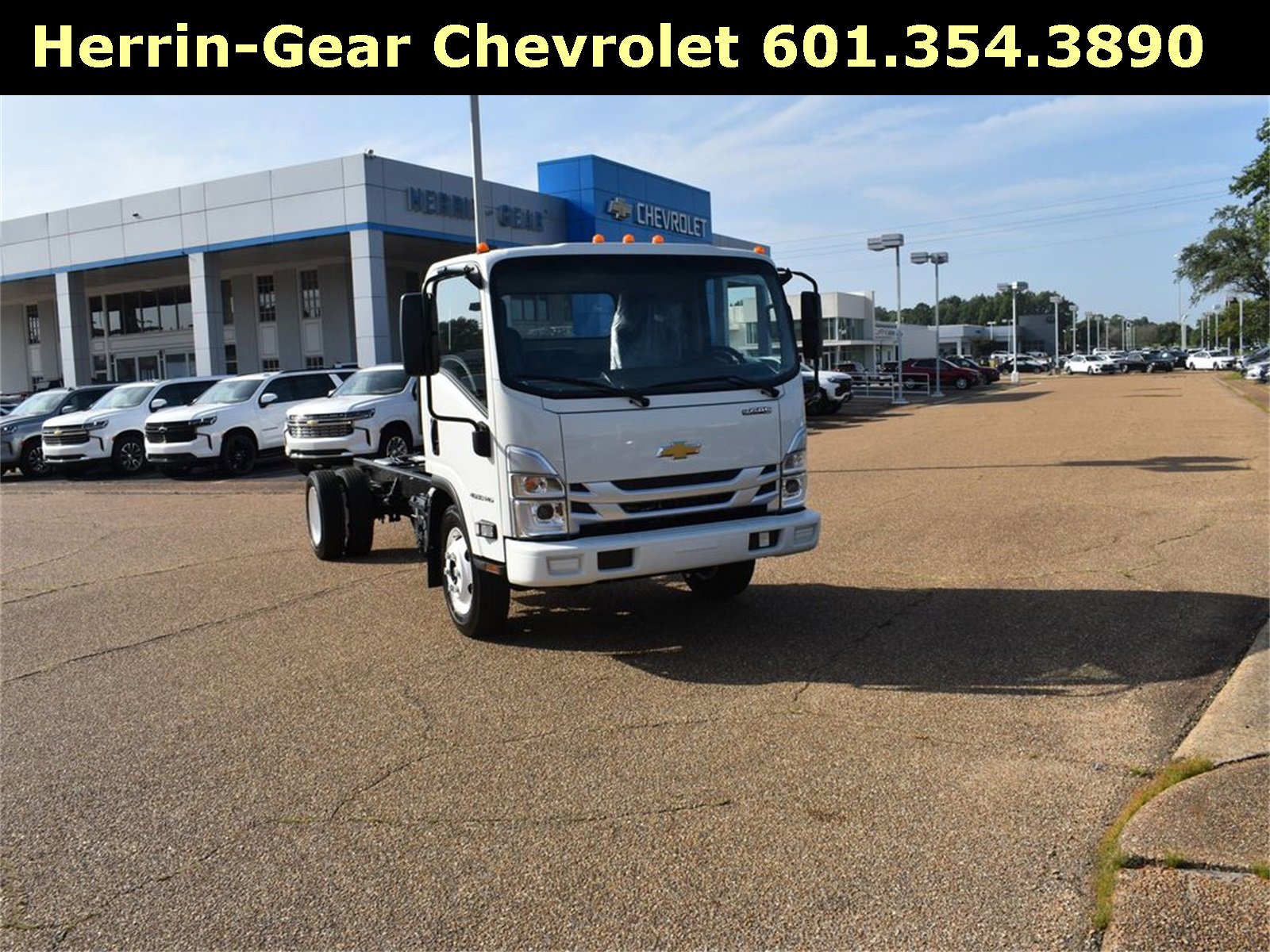 2025 Chevrolet Low Cab Forward Base's photo