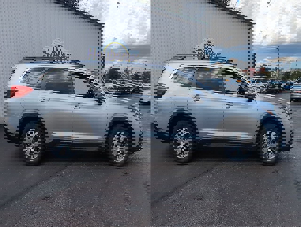 2024 Subaru Ascent Premium photo 7