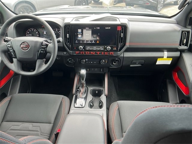 2025 Nissan Frontier PRO-4X photo 21