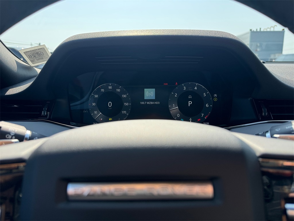 2026 Land Rover Range Rover Evoque S photo 19