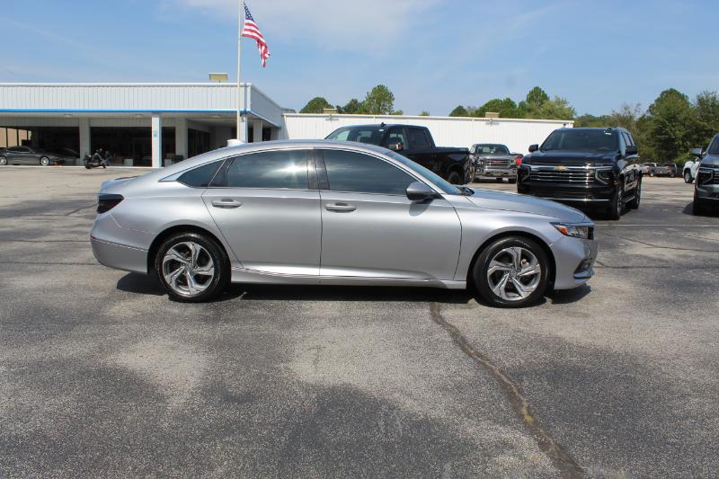 2019 Honda Accord EX-L photo 2