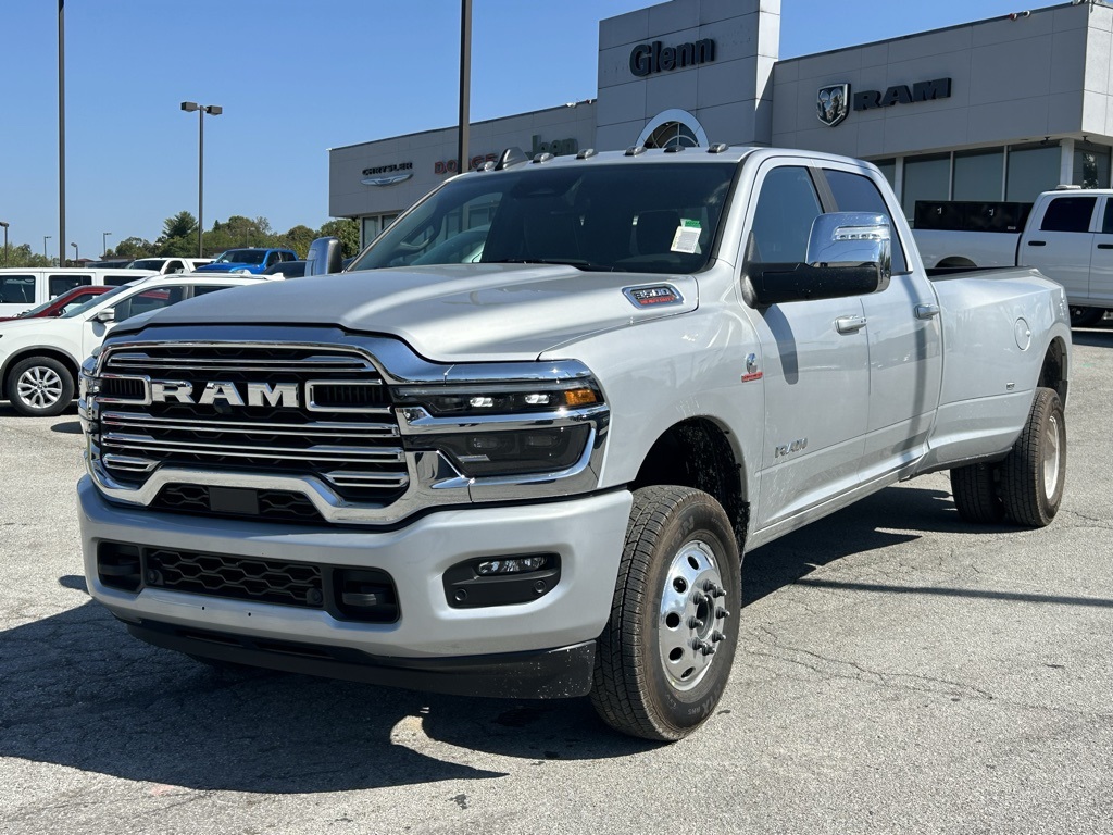 2026 Ram 3500 photo 2