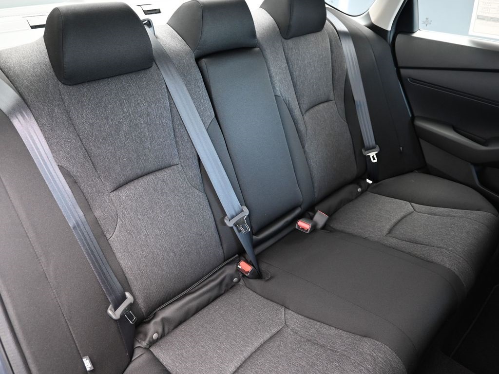 2025 Honda Accord 1.5T LX photo 29