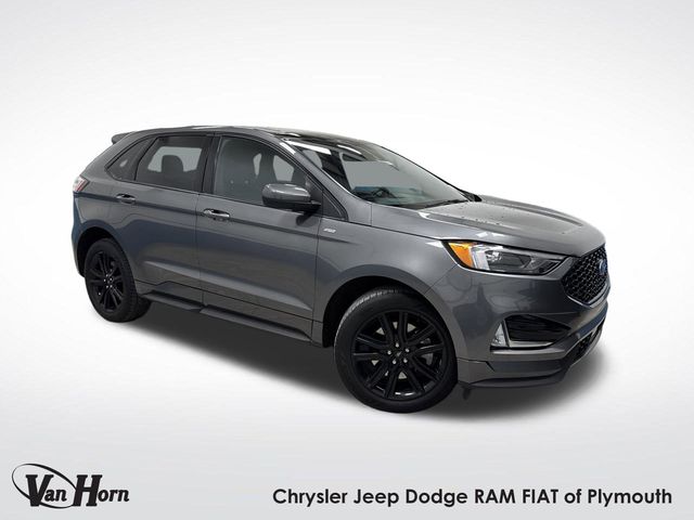 2022 Ford Edge ST-Line's photo