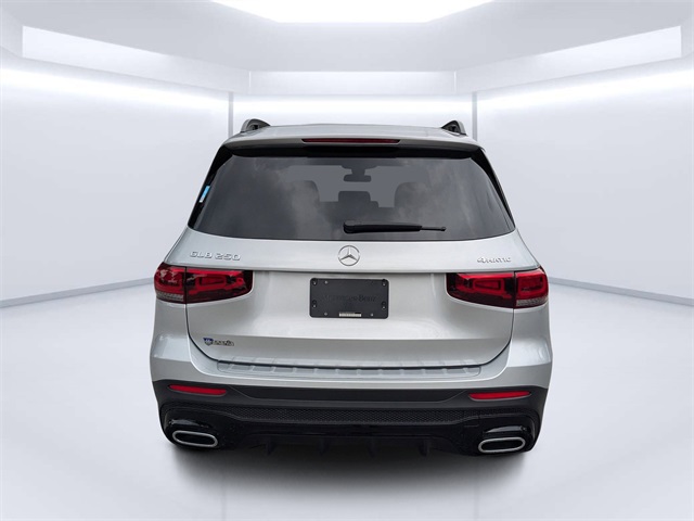 2023 Mercedes Benz GLB 250 4MATIC photo 4