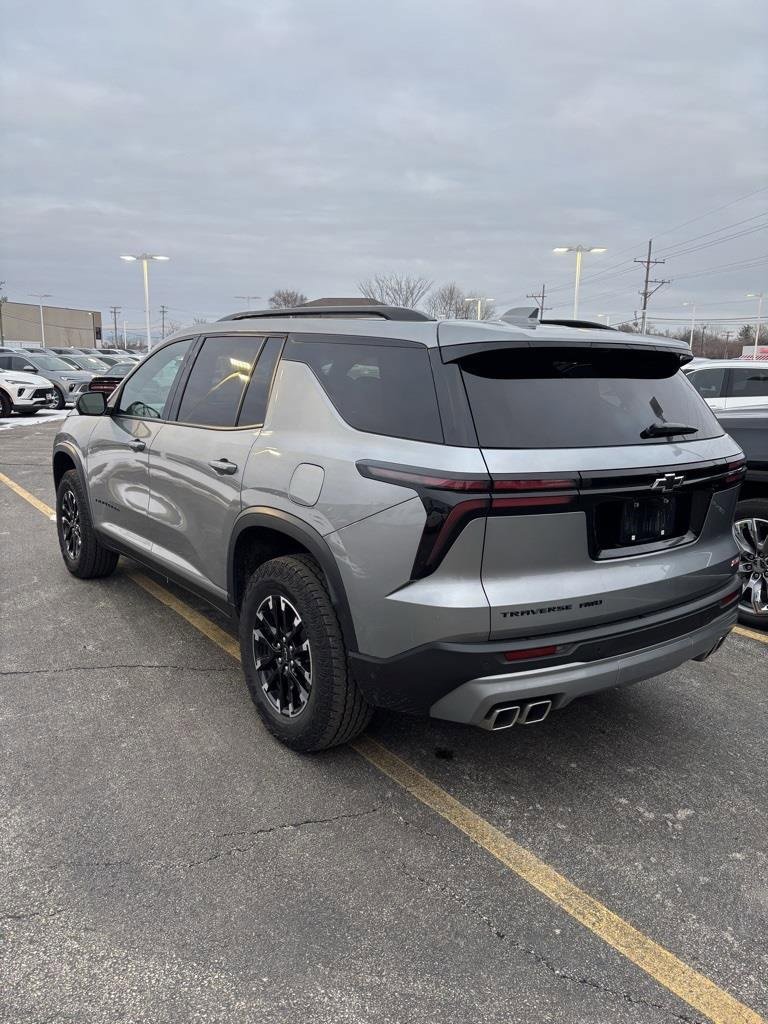 2025 CHEVROLET TRAVERSE - Image 3