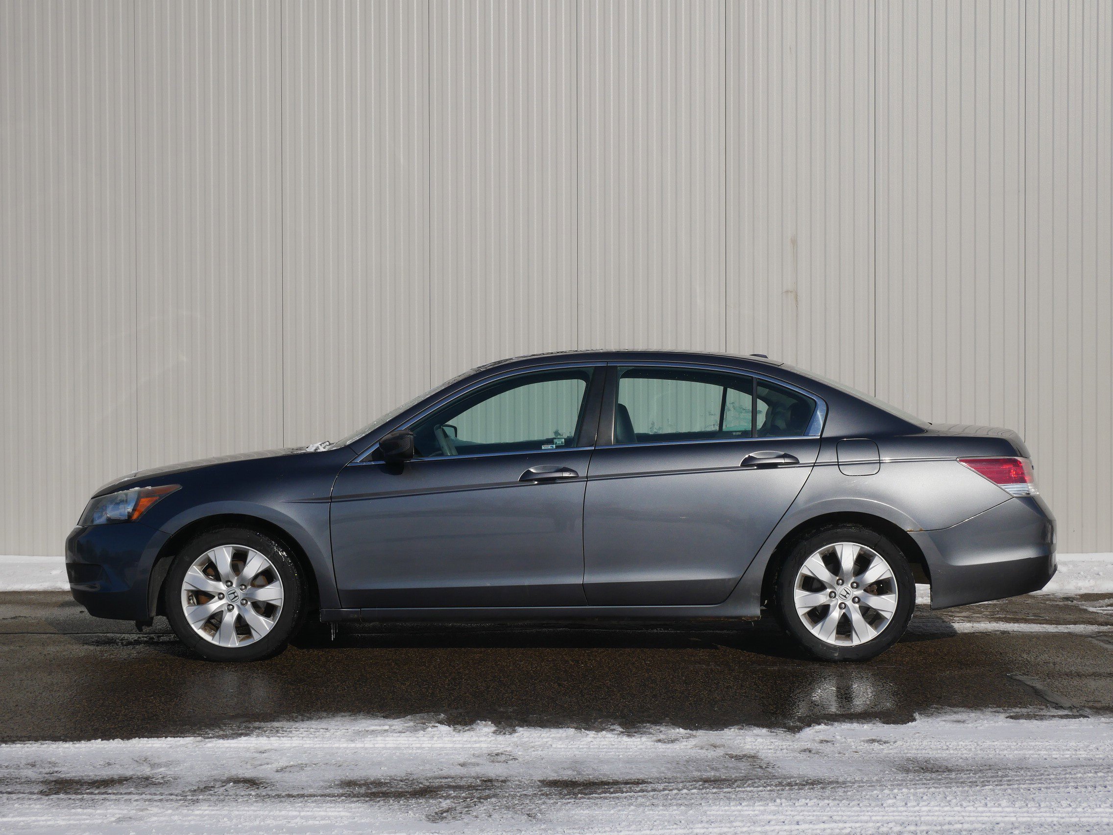 Used 2010 Honda Accord EX-L with VIN 1HGCP2F85AA132010 for sale in Hastings, Minnesota