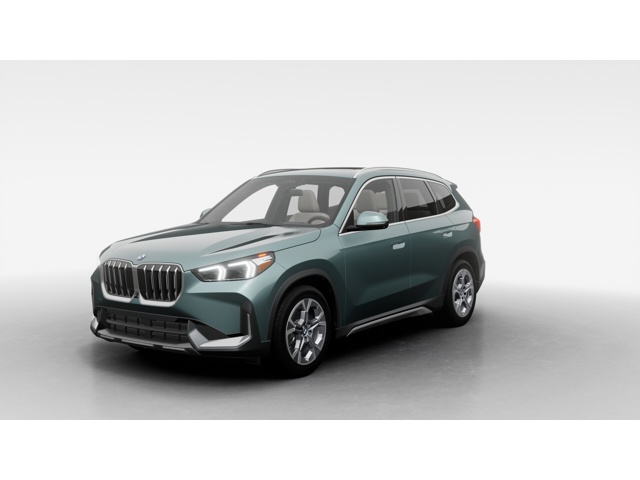 2026 BMW X1 28i's photo