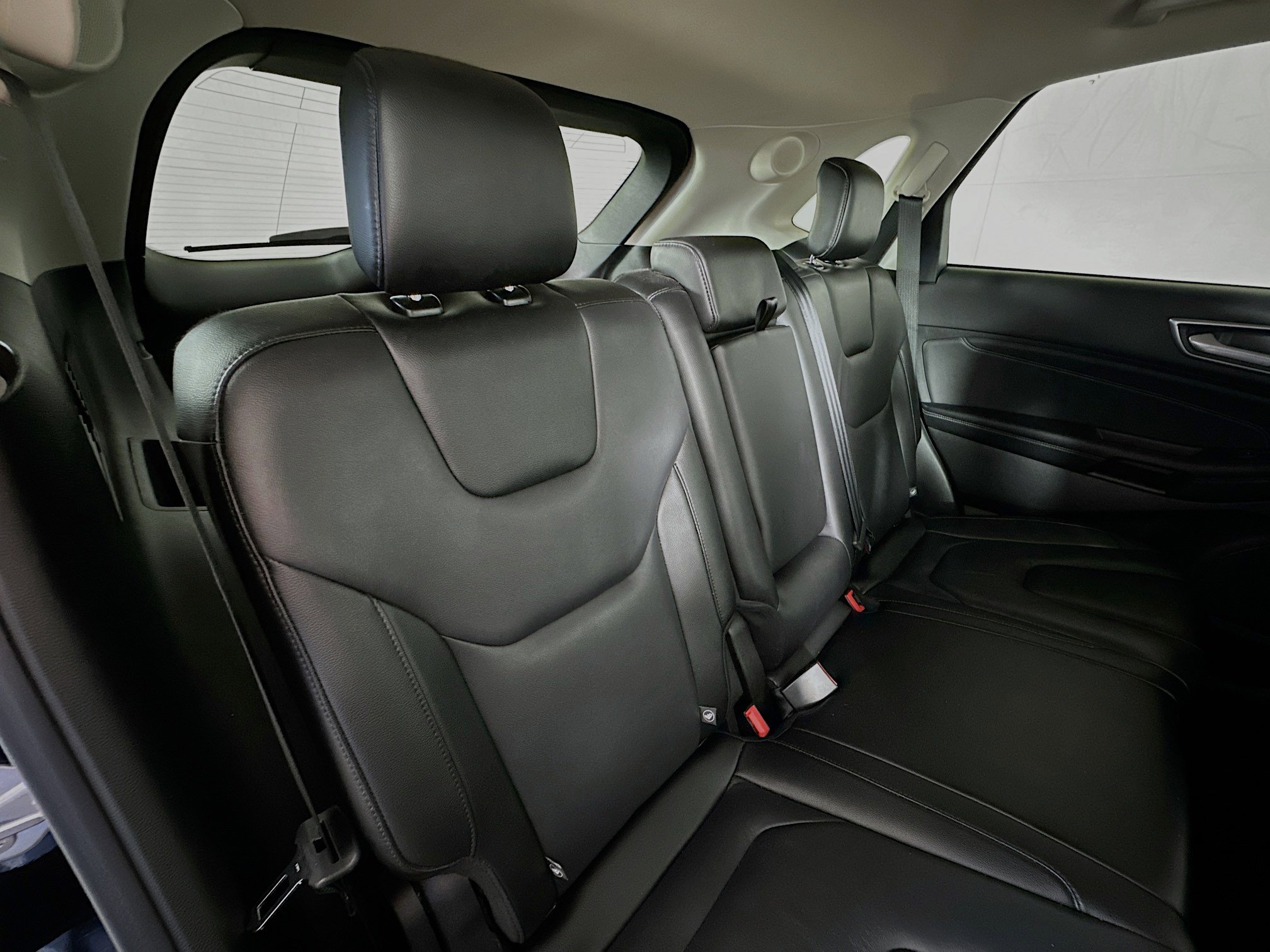 2022 Ford Edge Titanium photo 24