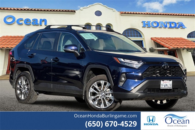 2023 Toyota RAV4 XLE Premium's photo