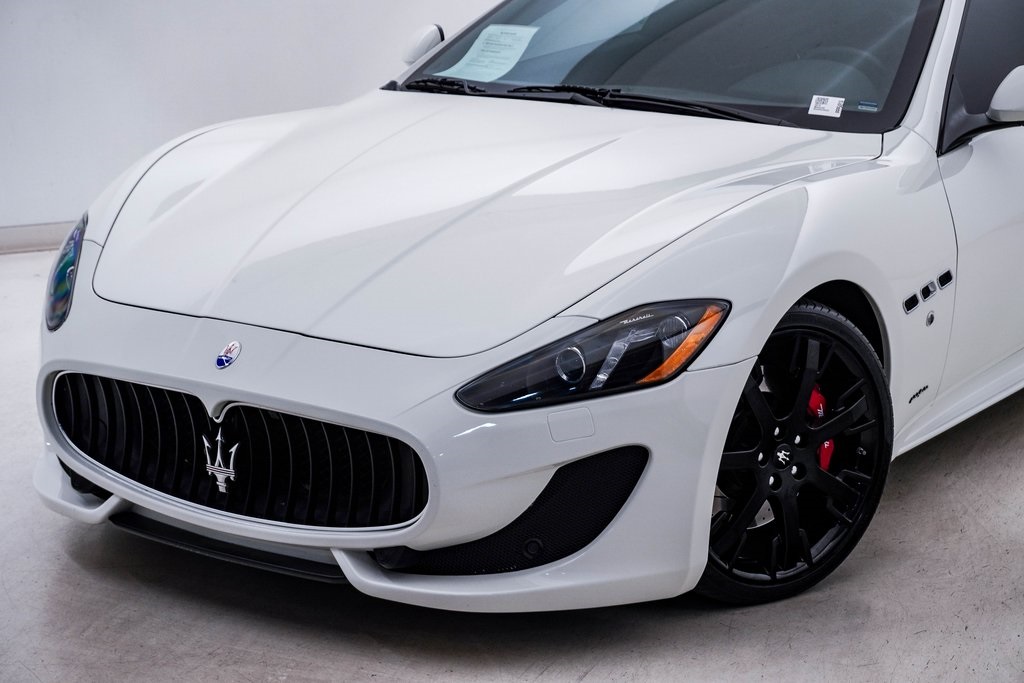 2016 Maserati Granturismo Sport photo 4