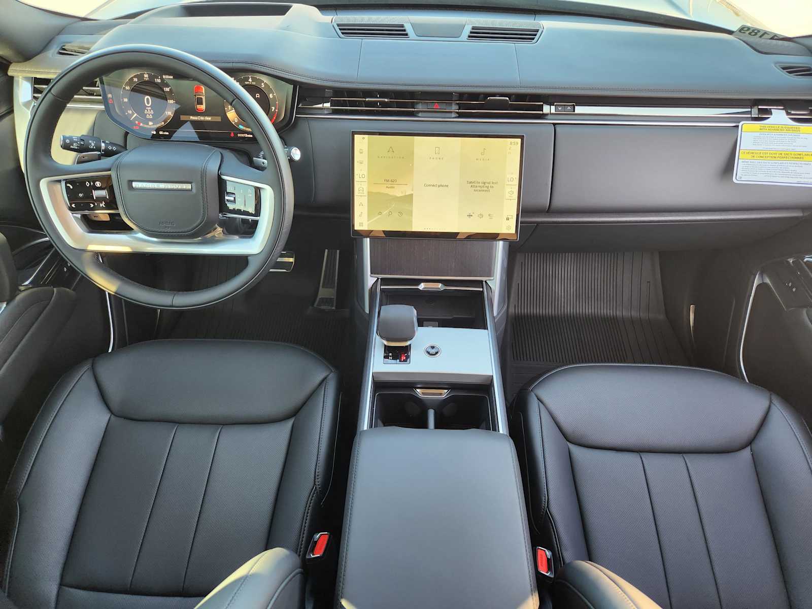 2025 Land Rover Range Rover SE photo 24