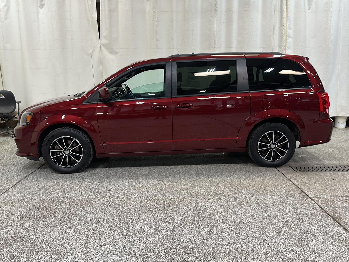 Used 2019 Dodge Grand Caravan GT with VIN 2C4RDGEGXKR661960 for sale in Waconia, Minnesota