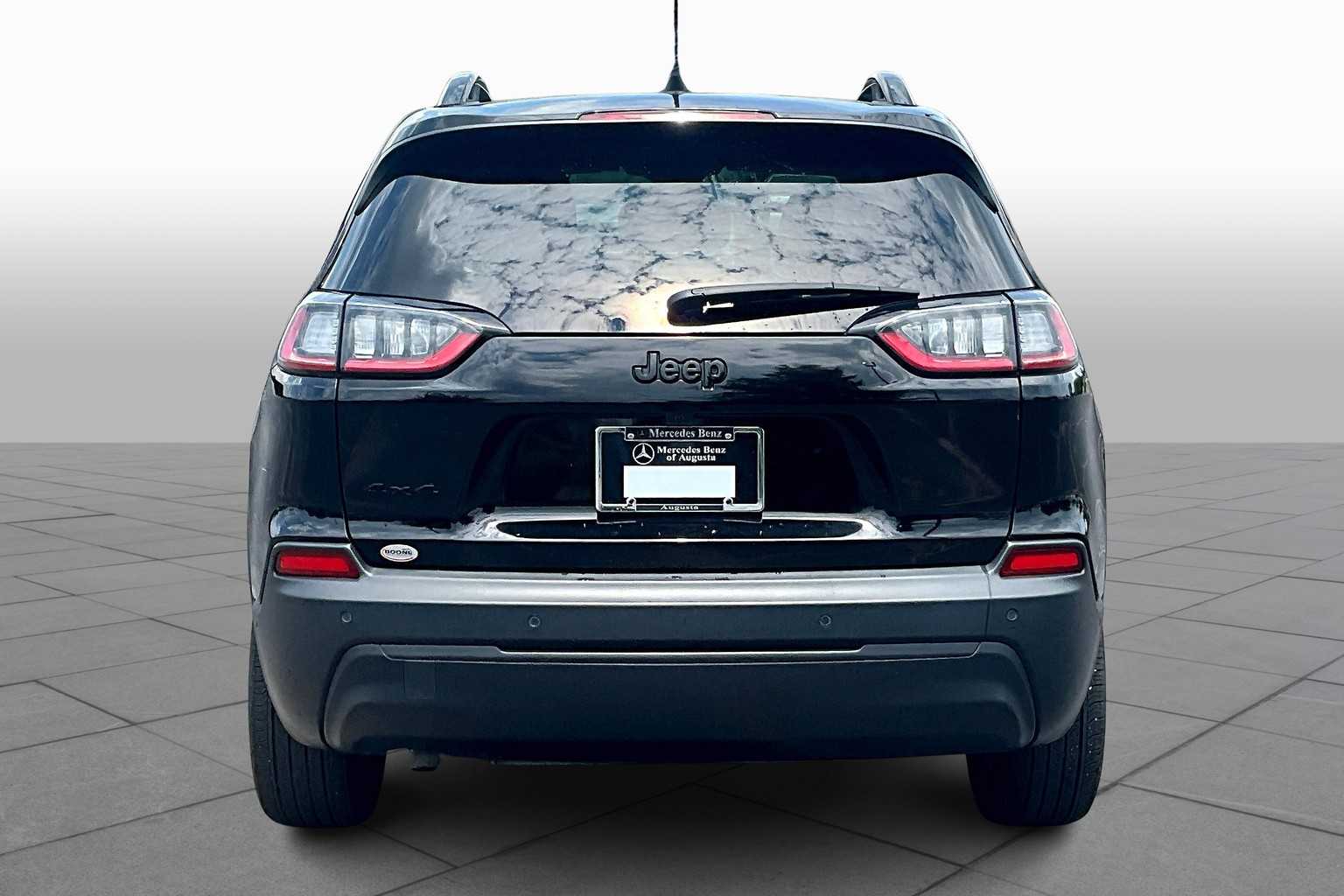 Image of Pre-Owned 2023 Jeep Cherokee Altitude Lux