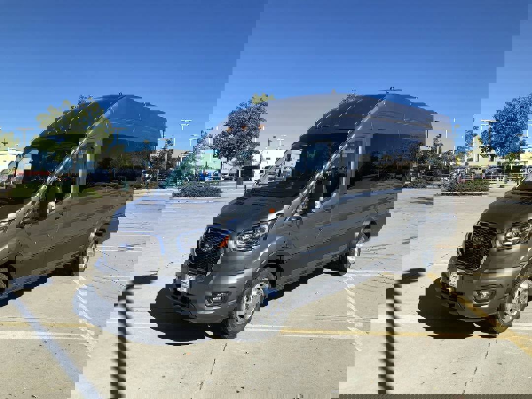 2025 Ford Transit Passenger XLT photo 3