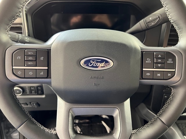 2025 Ford F-350 Lariat photo 10