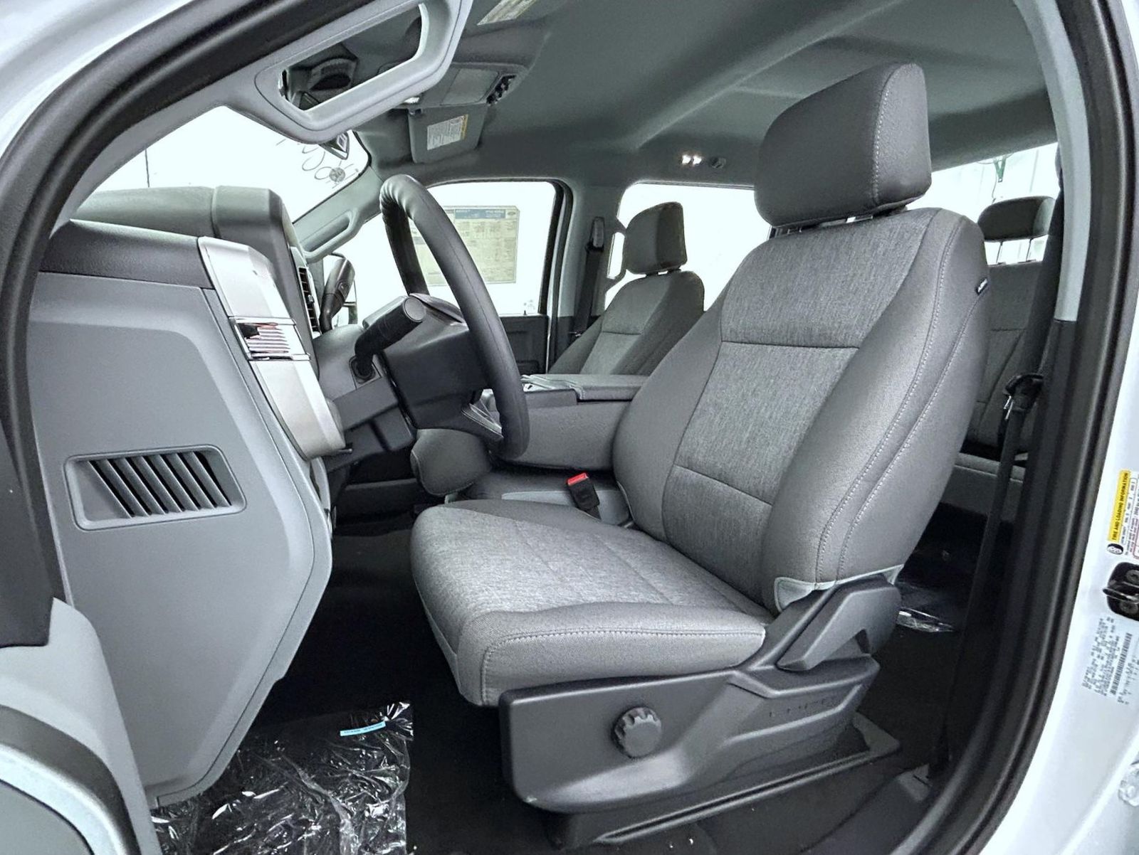 2026 Ford F-350 photo 10