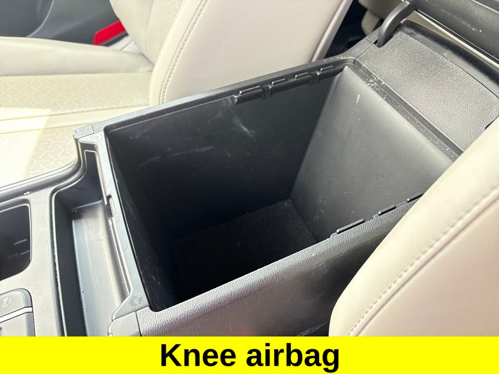 2022 Kia Sorento S photo 22