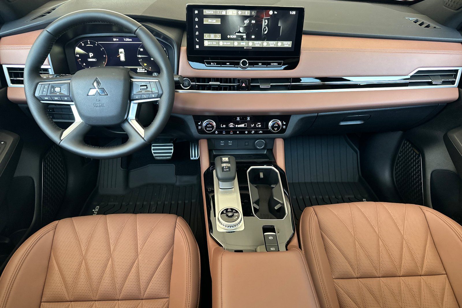 2025 Mitsubishi Outlander SEL photo 12