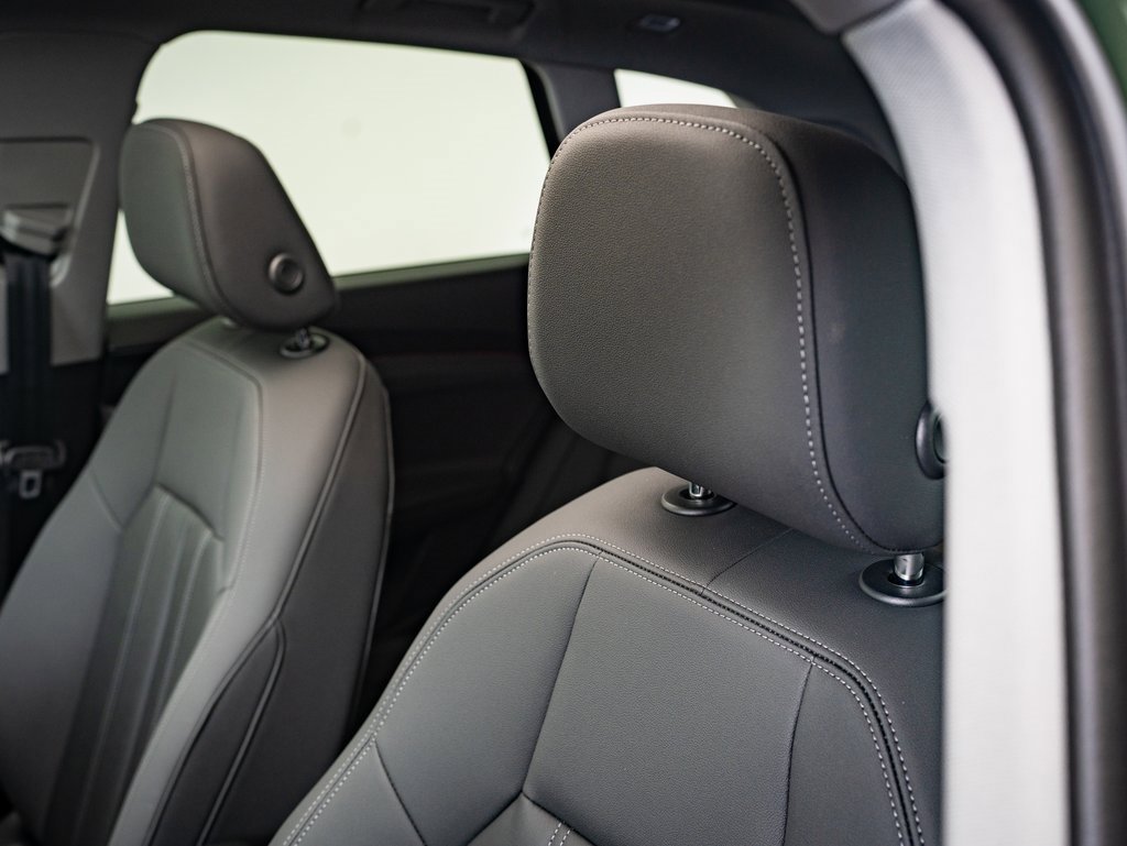 2025 Audi Q5 2.0T Premium Plus photo 16