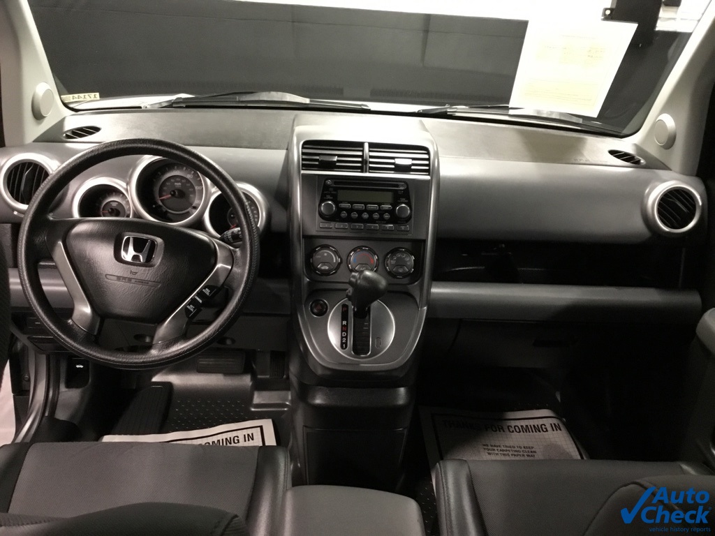 2005 Honda Element EX photo 20