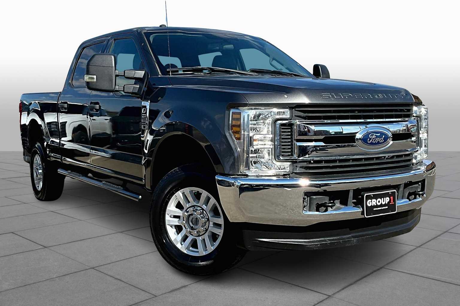 2018 Ford F-250 XLT photo 2