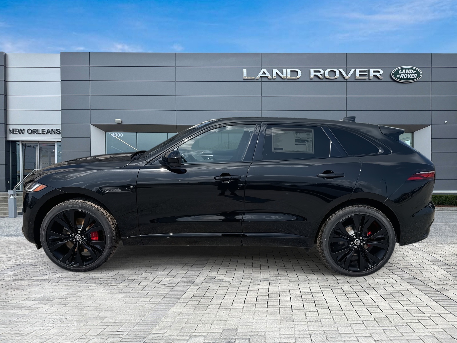 2026 Jaguar F-PACE P400 R-Dynamic S photo 2