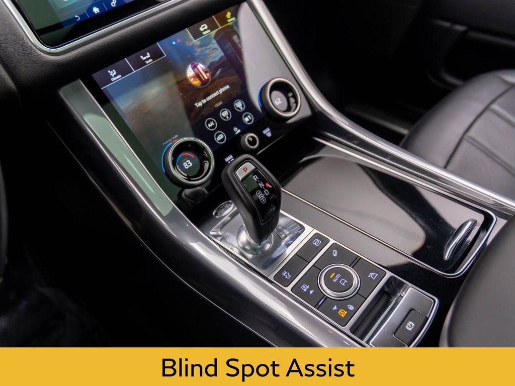 Used 2021 Gray Land Rover HSE image 11