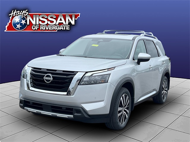 2025 Nissan Pathfinder Platinum photo 3