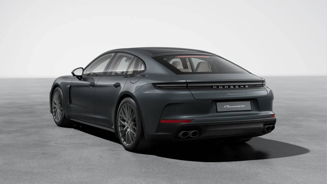 2026 Porsche Panamera E-Hybrid 4 photo 3