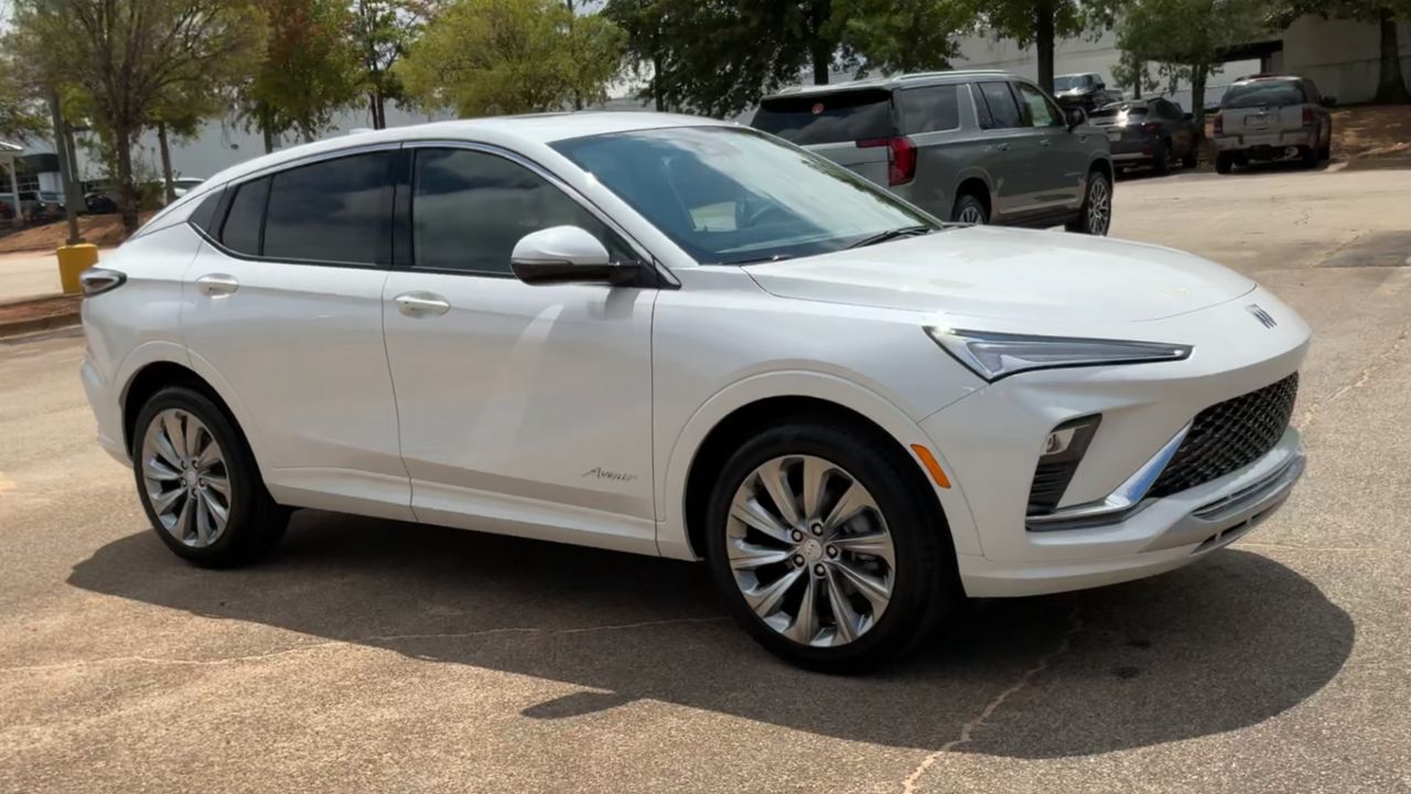 2025 Buick Envista Avenir photo 29