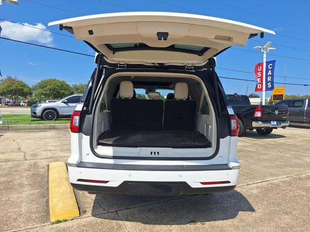 2020 Lincoln Navigator Black Label photo 26